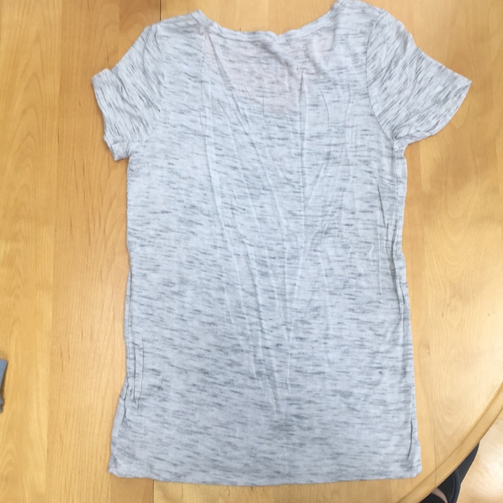 V-neck top - Picture 2 of 5